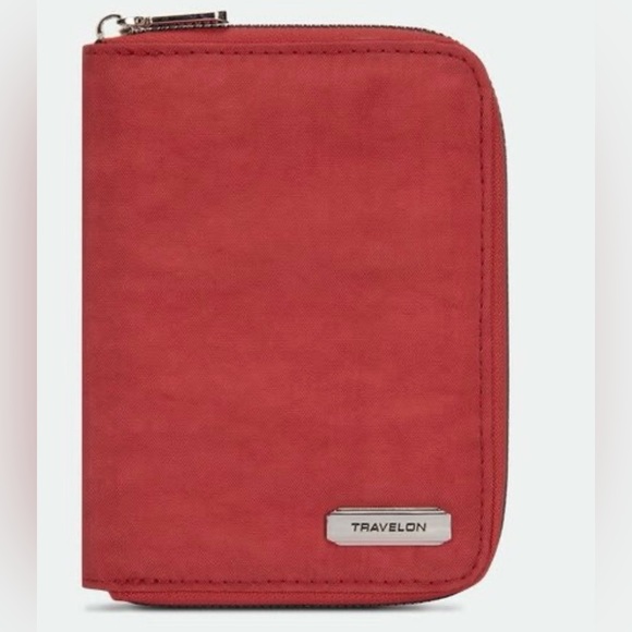 TRAVELON RFID BLOCKING PASSPORT ZIP WALLET - Picture 4 of 5
